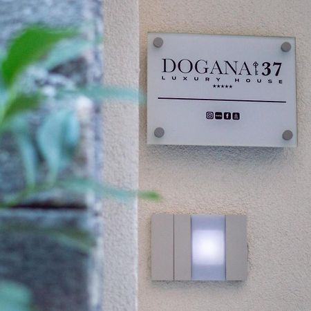 Apartamento Luxury House Dogana 37 Salerno Exterior foto